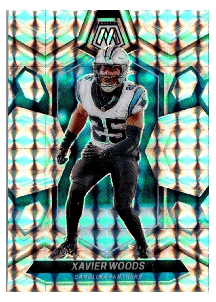 2024 Panini Mosaic Base Set Xavier Woods #34 card