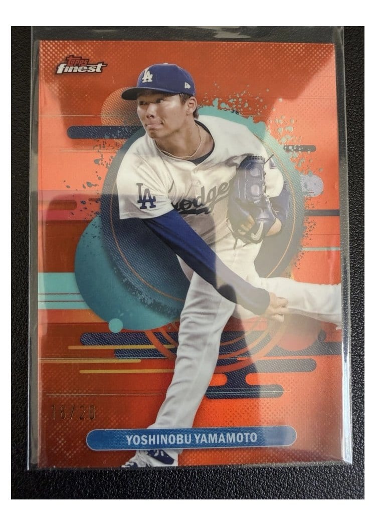 2025 Finest Base Set Yoshinobu Yamamoto #195 card