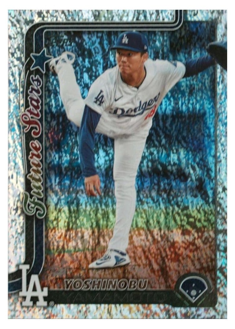 2025 Topps Yoshinobu Yamamoto #231 card