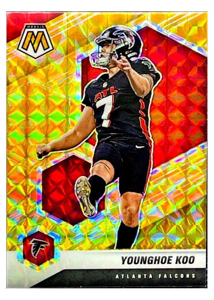 2021 Panini Mosaic Base Set Younghoe Koo #18 card