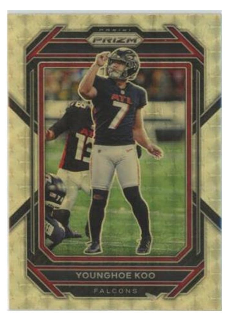 2022 Panini Prizm Base Set Younghoe Koo #17 card
