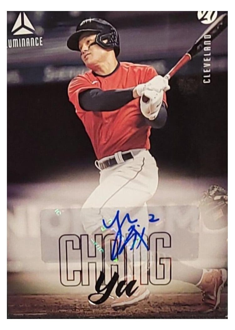 2021 Panini Chronicles Luminance Autographs Yu Chang #LA-YC card
