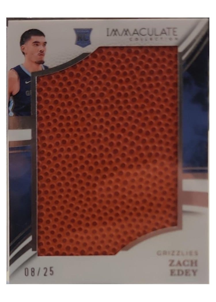 2024-25 Panini Immaculate Collection Rookie Jumbo Basketballs Set Zach Edey #9 card