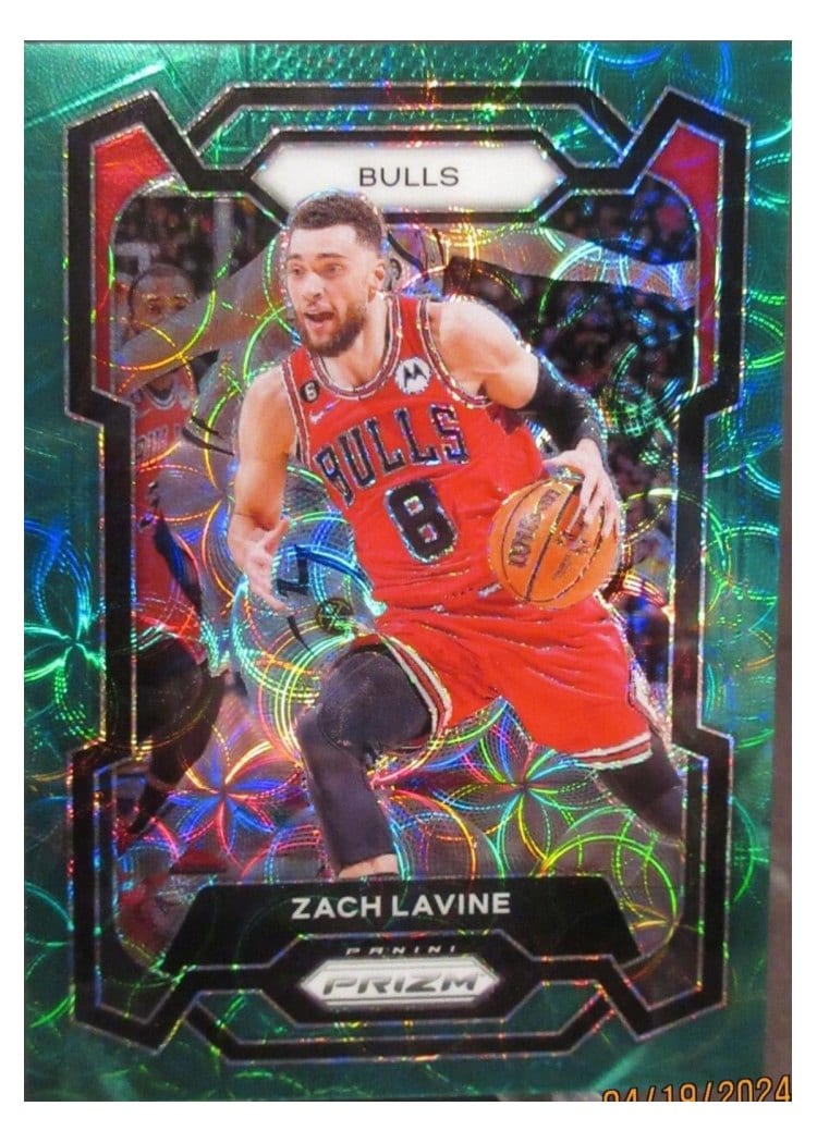 2023-24 Panini Prizm Base Set Zach LaVine #72 card